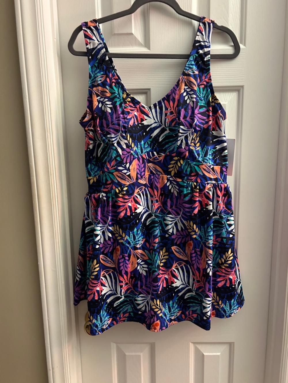 NWT Tropical Leaf Print Swimdress